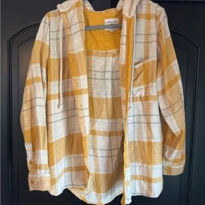 American Eagle Outfitters Mustard Yellow and Cream Hooded Shirt